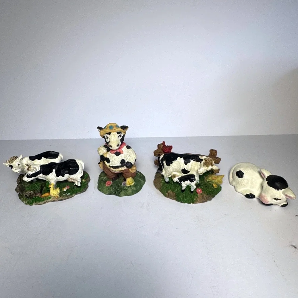 Unbranded Cow Figurine Set Unisex OS Black White Farmhouse Decor 4pc